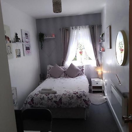 Bed And Breakfast Double Room Chester City Centre, Free Parking Exterior photo